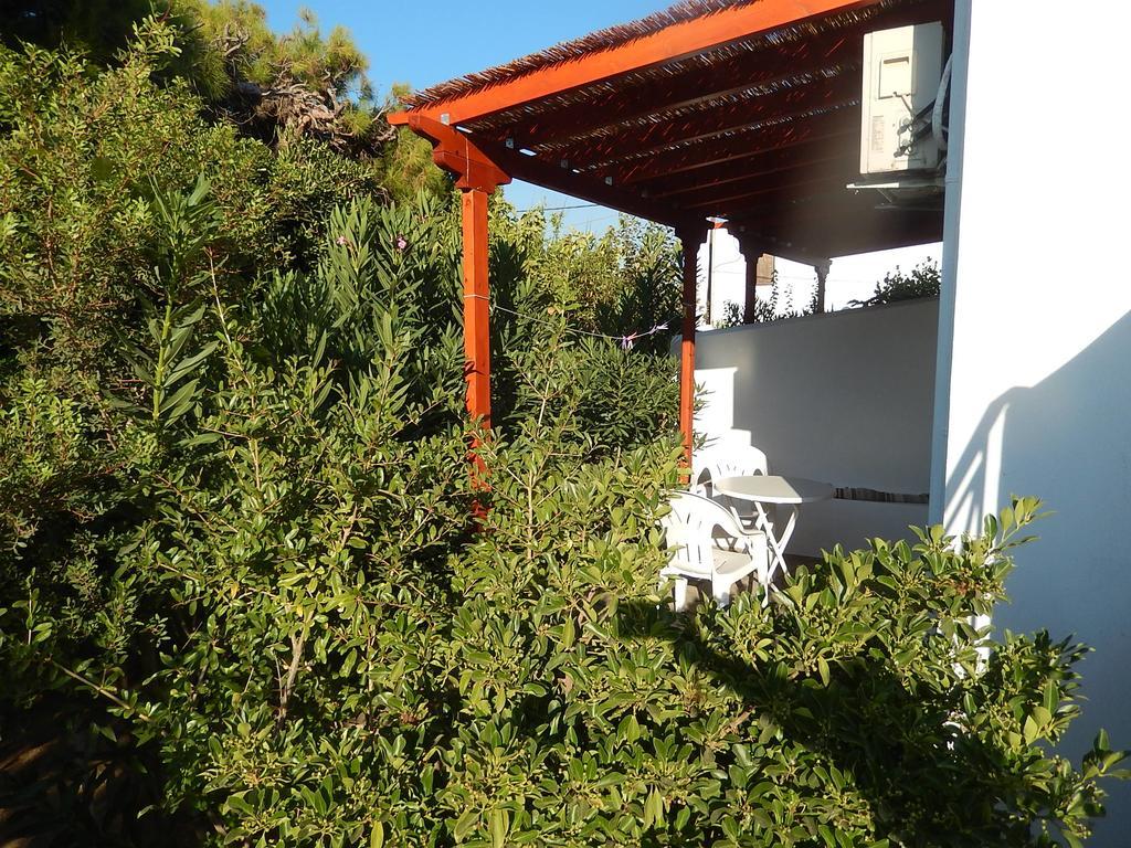 Deidamia Hotel Skyros Habitación foto