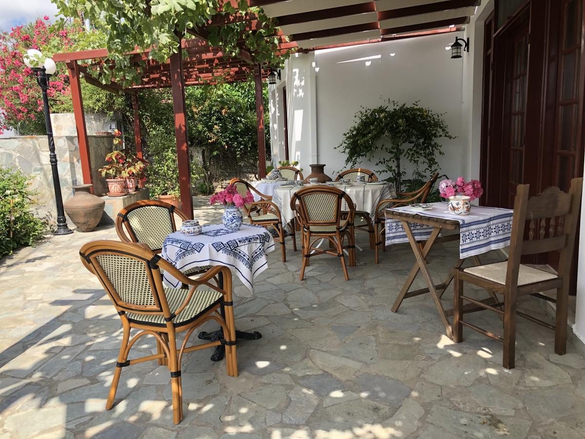 Deidamia Hotel Skyros Exterior foto
